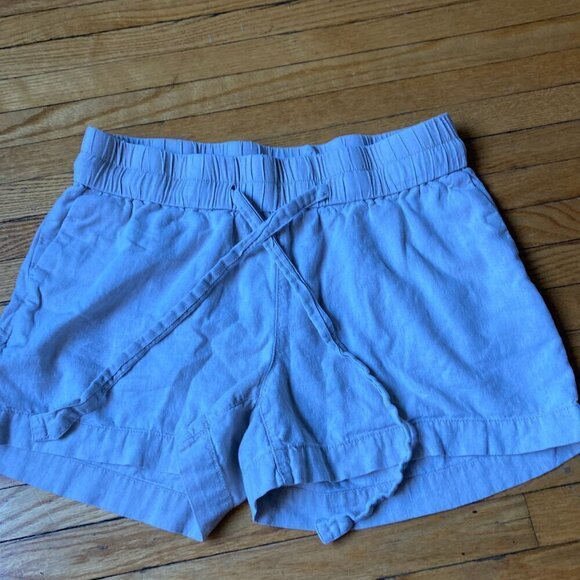 Thyme Maternity pregnancy shorts size small - Picture 2 of 4